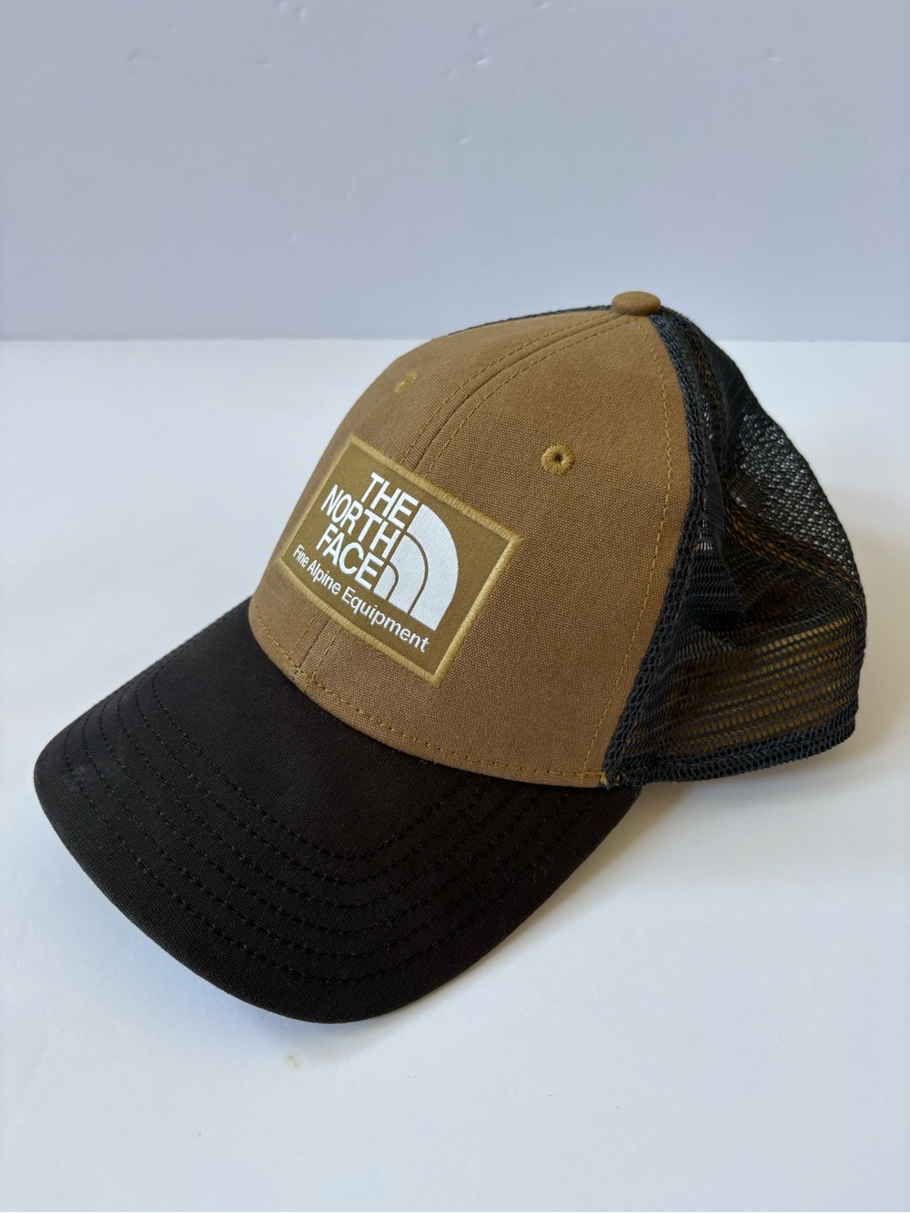 The North Face Mudder Trucker Hat Baseball Dad Tan Mesh Back Logo Patch SnapBack